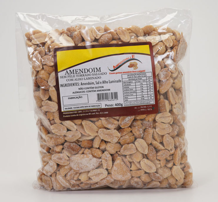 Amendoim sem pele salgado com alho laminado 400g